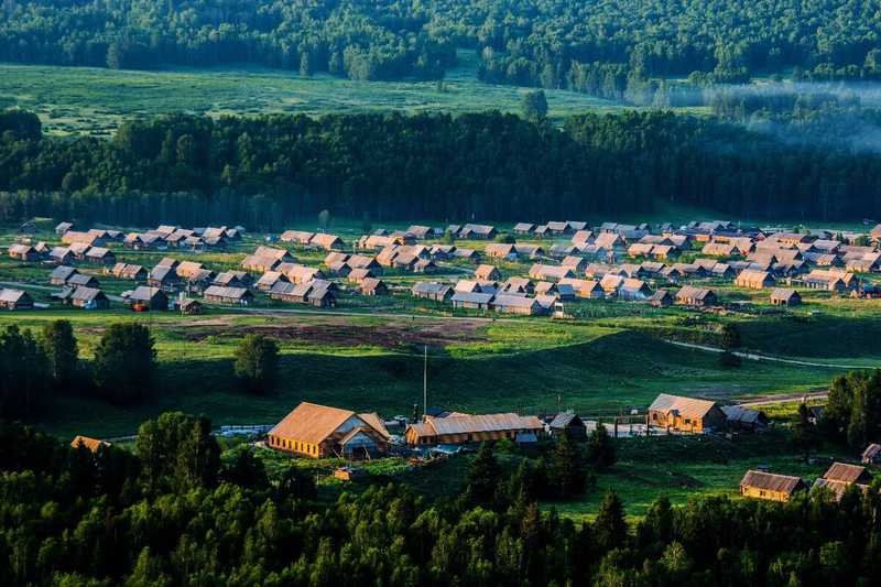 Heavenly lake+Kanas lake+Yili+Diverse leaved Poplar of southern Xinjiang 15 days tour