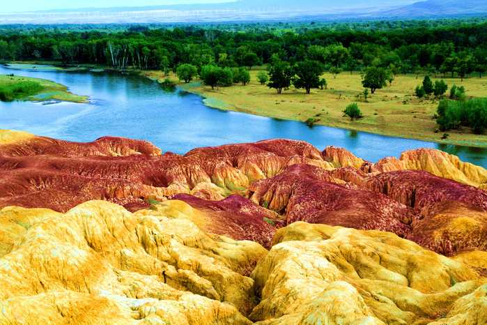 Heavenly lake+Kanas lake+Yili+Diverse leaved Poplar of southern Xinjiang 15 days tour