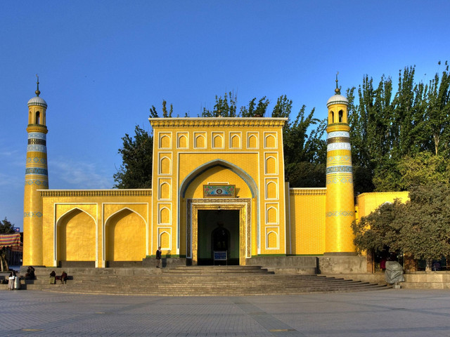 Northern and Southern Xinjiang 15 daystour